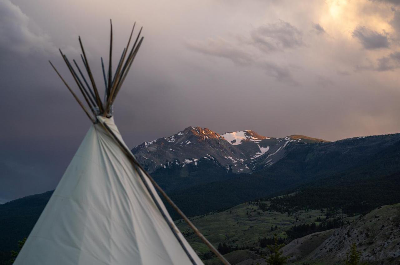 Dreamcatcher Tipi Hotel Gardiner Luaran gambar