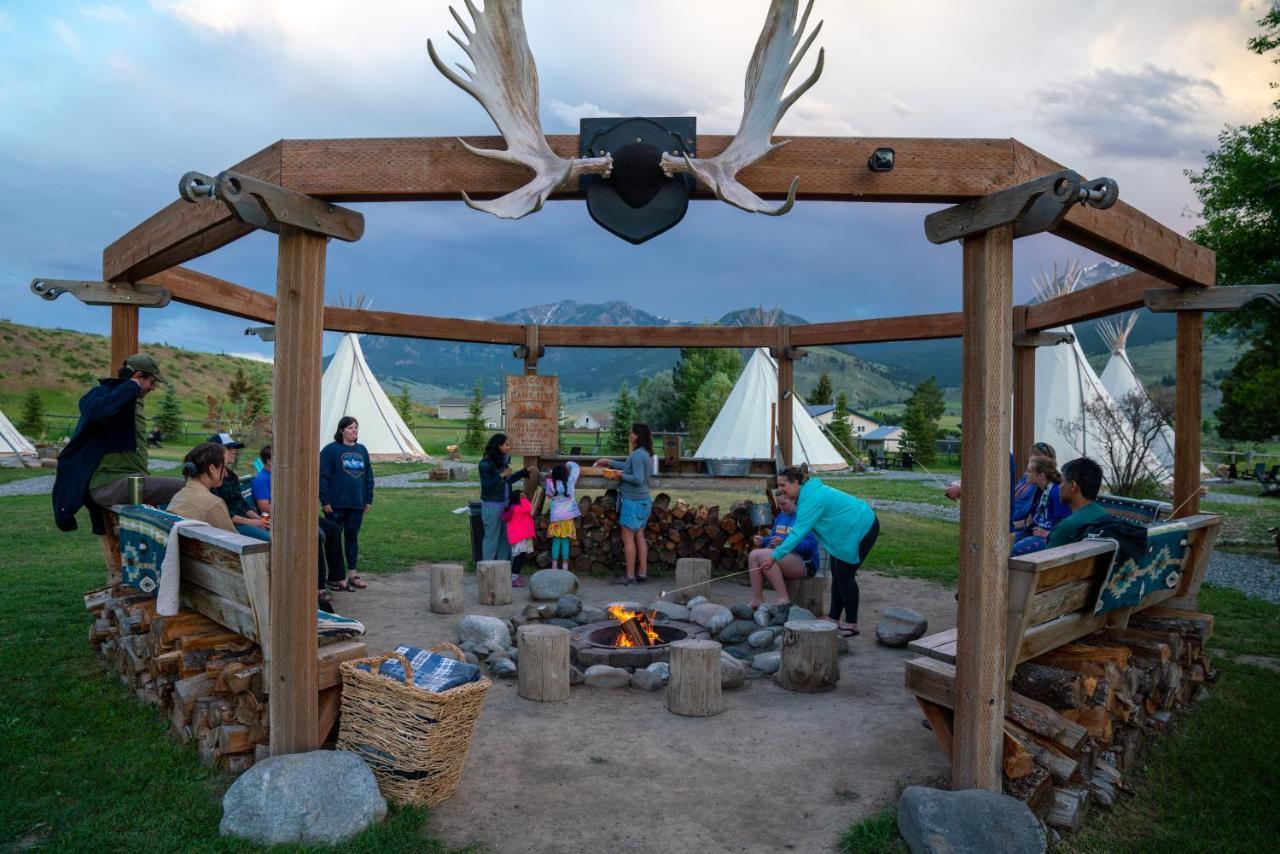 Dreamcatcher Tipi Hotel Gardiner Luaran gambar