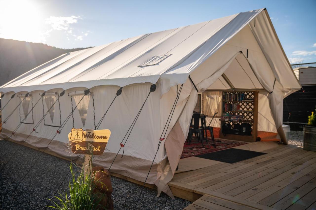 Dreamcatcher Tipi Hotel Gardiner Luaran gambar